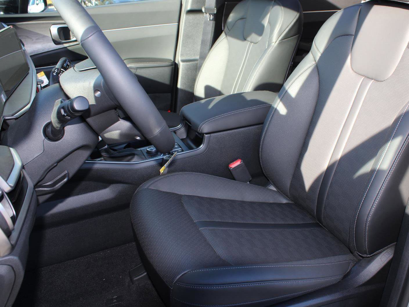 New 2026 Kia Sorento X-Line EX image 16