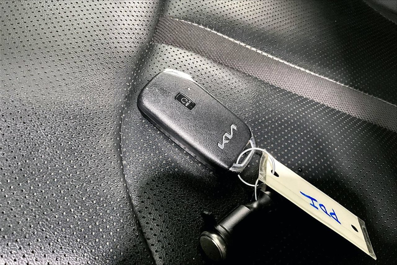 Used 2023 Kia K5 GT FWD image 11