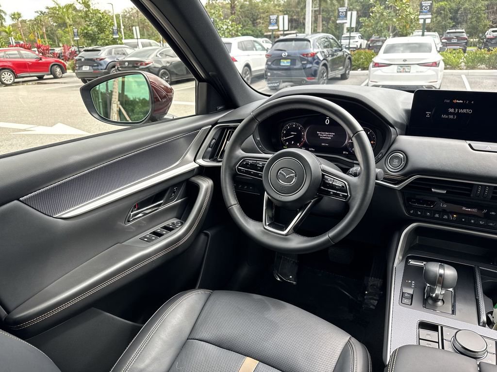 Certified 2025 MAZDA CX-90 3.3 Turbo w/ Premium Plus Pkg image 22