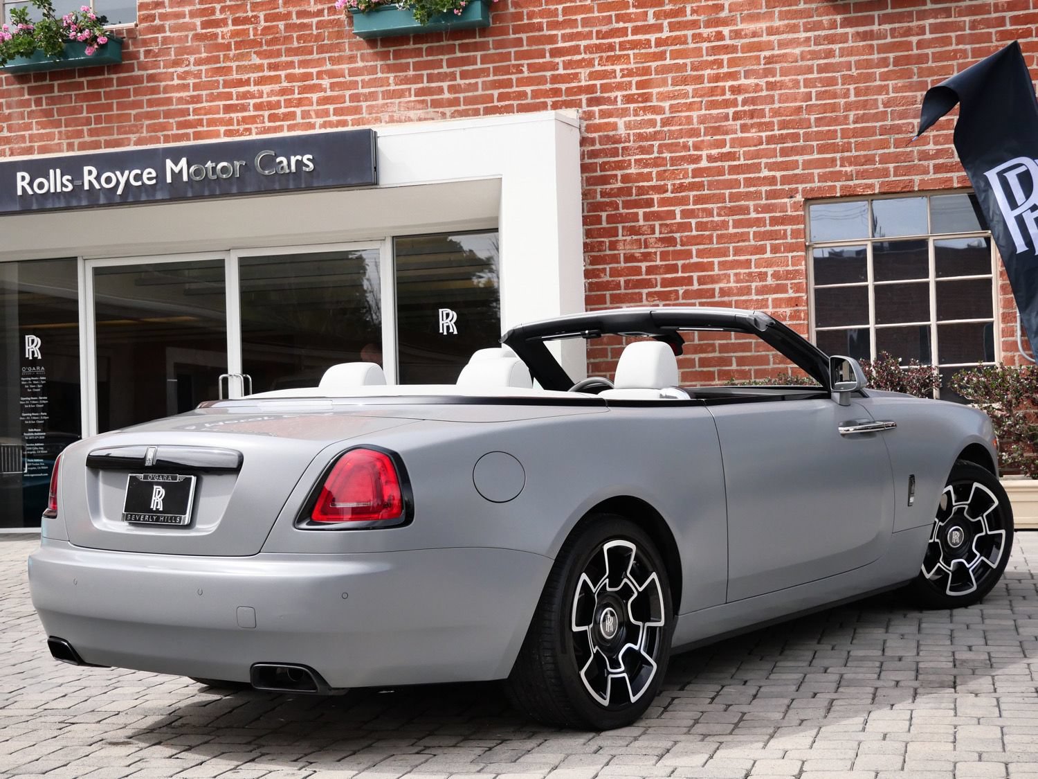 Certified 2019 Rolls-Royce Dawn RWD image 2