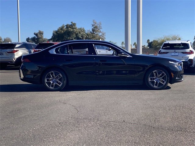 Certified 2025 BMW i5 eDrive40i w/ Premium Package image 6