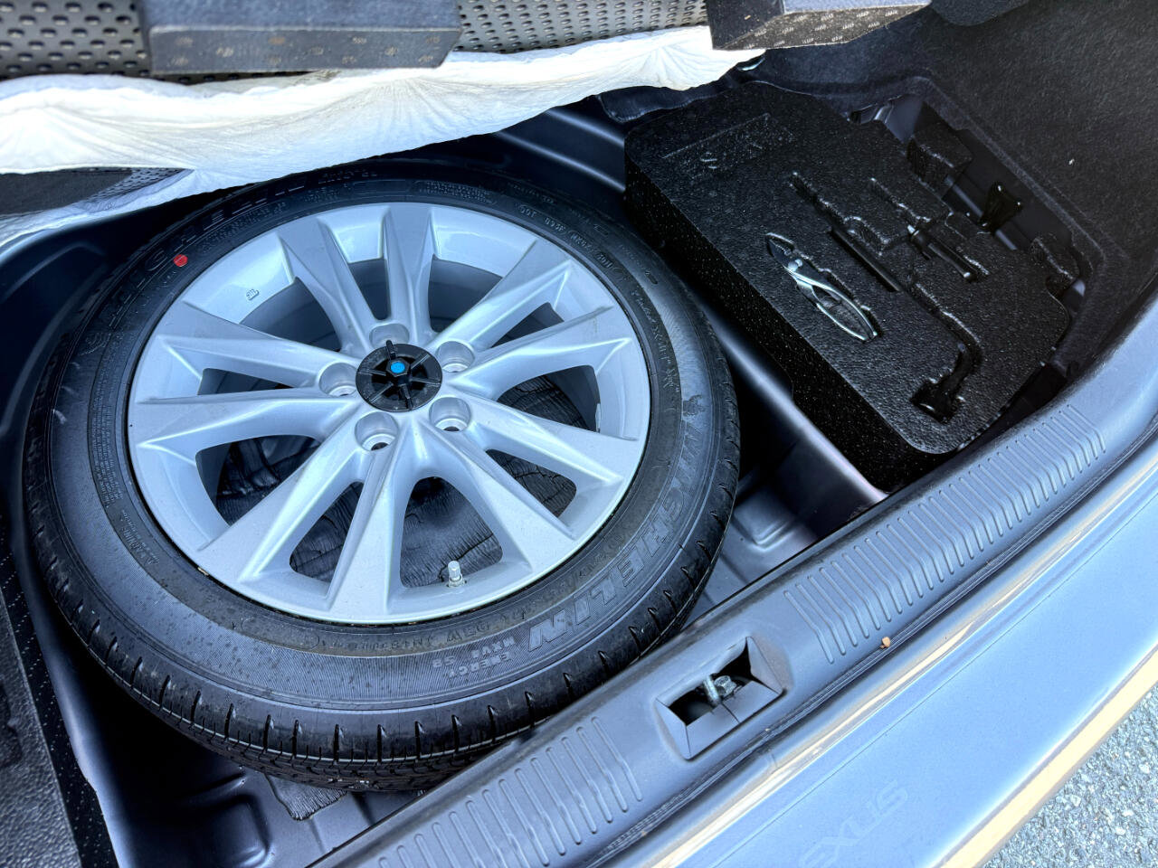 Used 2012 Lexus ES 350 image 36