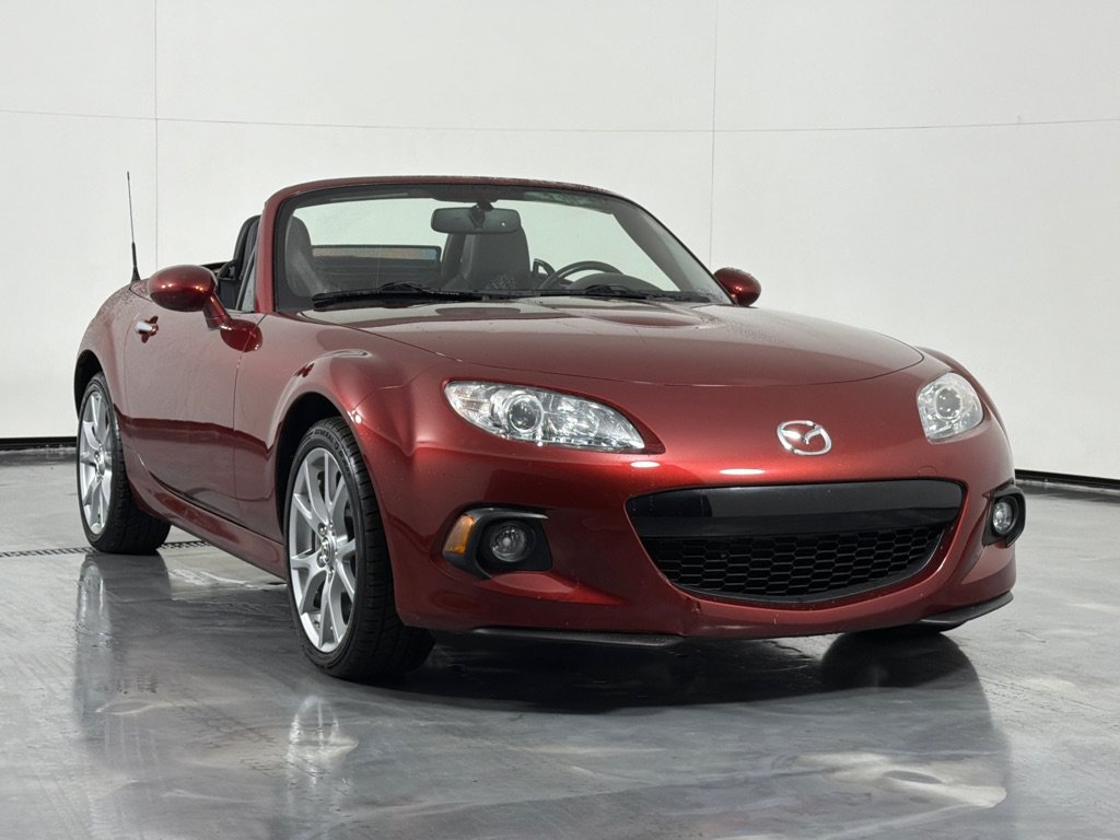 Used 2013 MAZDA MX-5 Miata Grand Touring RWD image 3