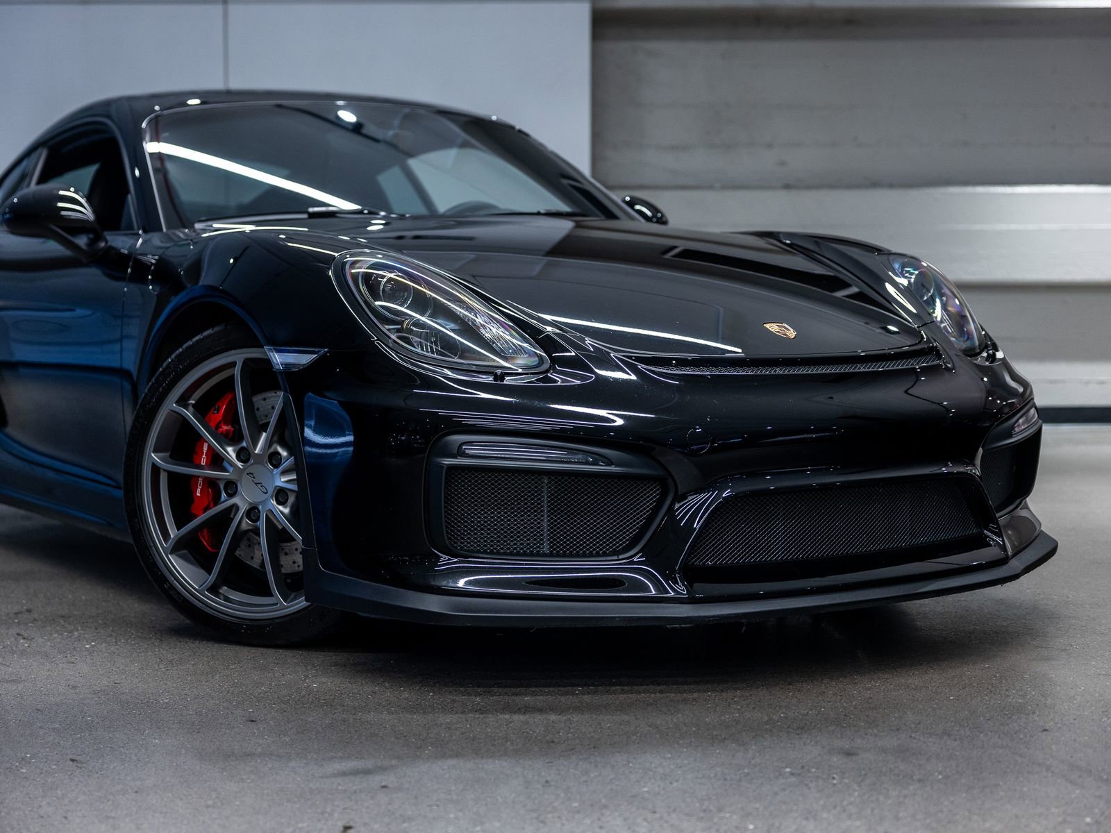 Certified 2016 Porsche Cayman GT4 RWD image 15