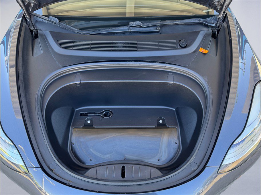 Used 2018 Tesla Model 3 Long Range AWD/4WD image 8