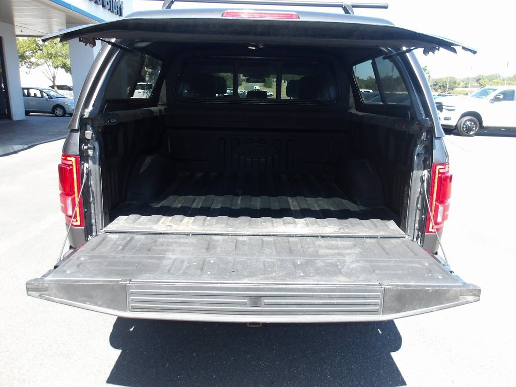 Used 2016 Ford F150 Platinum w/ Equipment Group 701A Luxury image 9