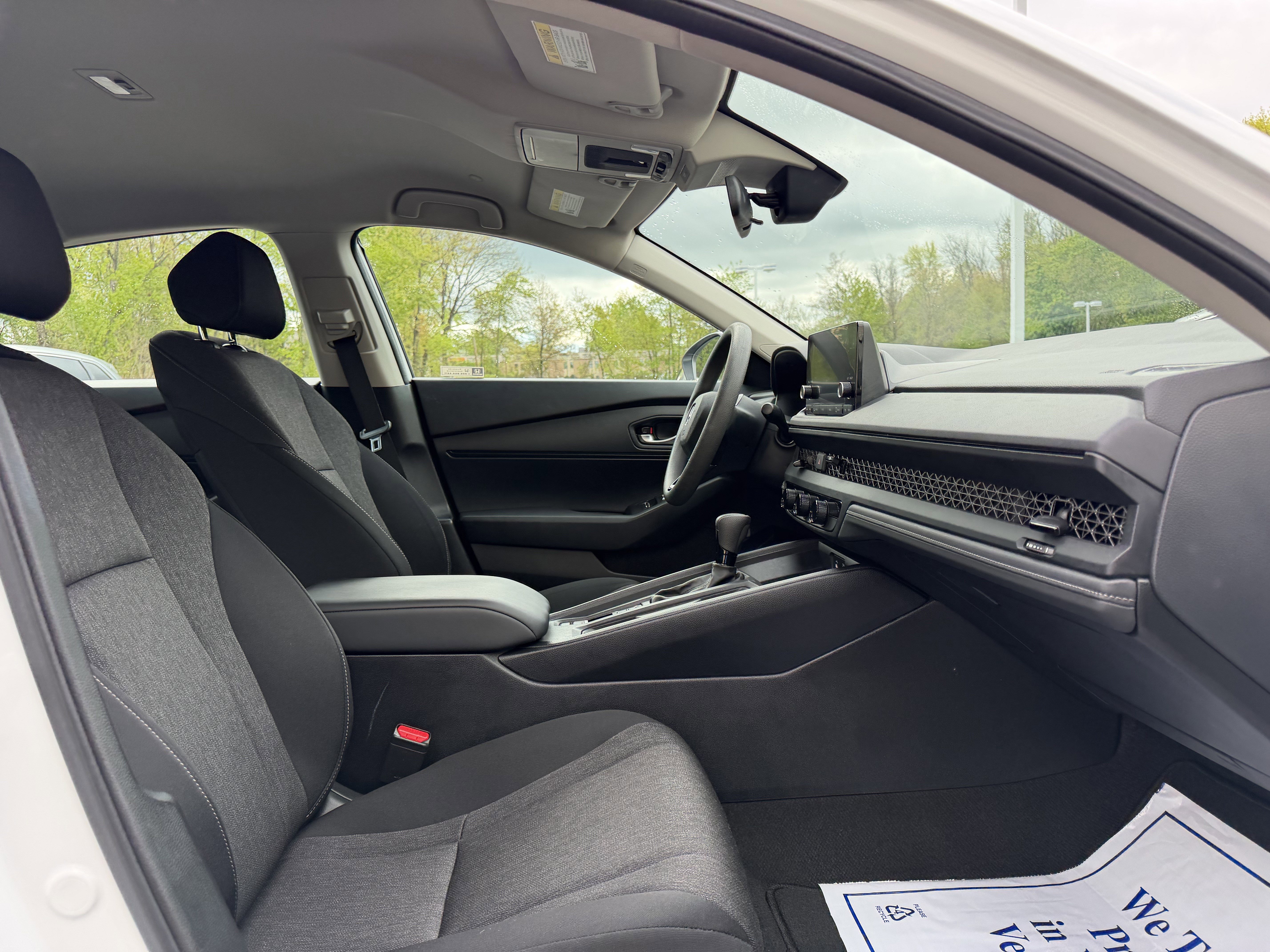 Used 2023 Honda Accord LX image 14