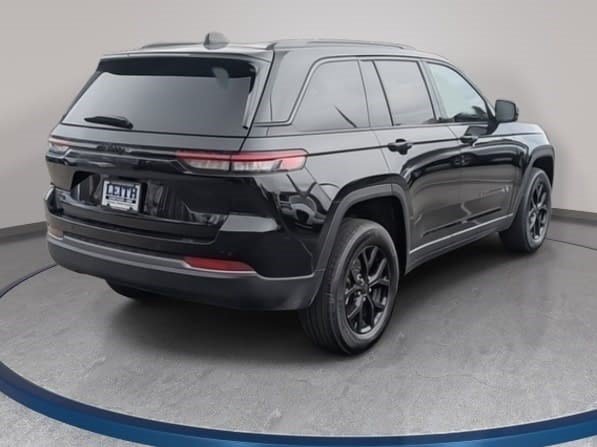 New 2026 Jeep Grand Cherokee Altitude AWD/4WD image 5