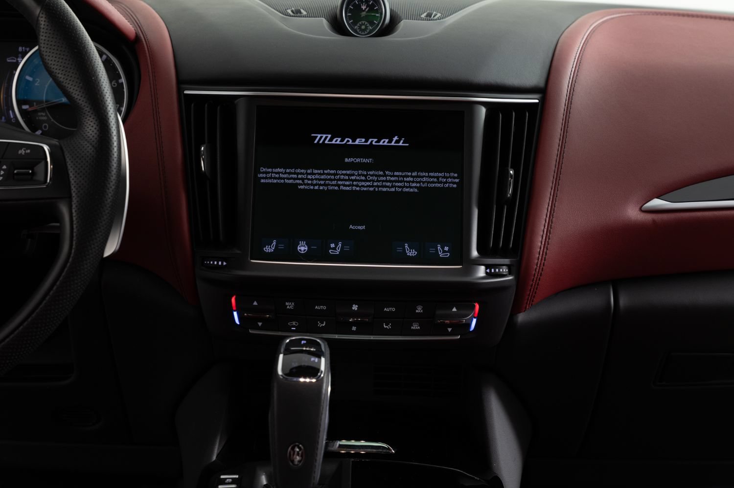 Used 2021 Maserati Levante S AWD/4WD image 35