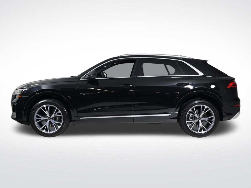 Used 2025 Audi Q8 Premium w/ Convenience Package image 2