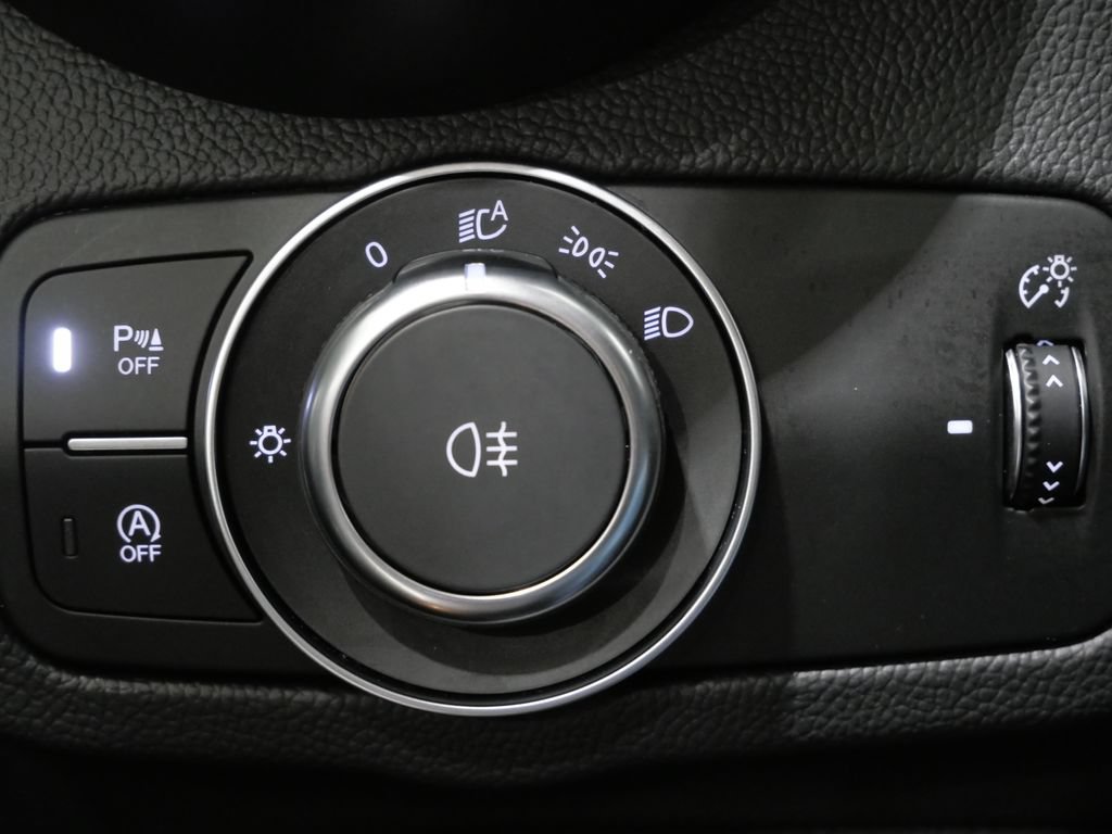 Used 2024 Alfa Romeo Stelvio Veloce AWD/4WD image 14