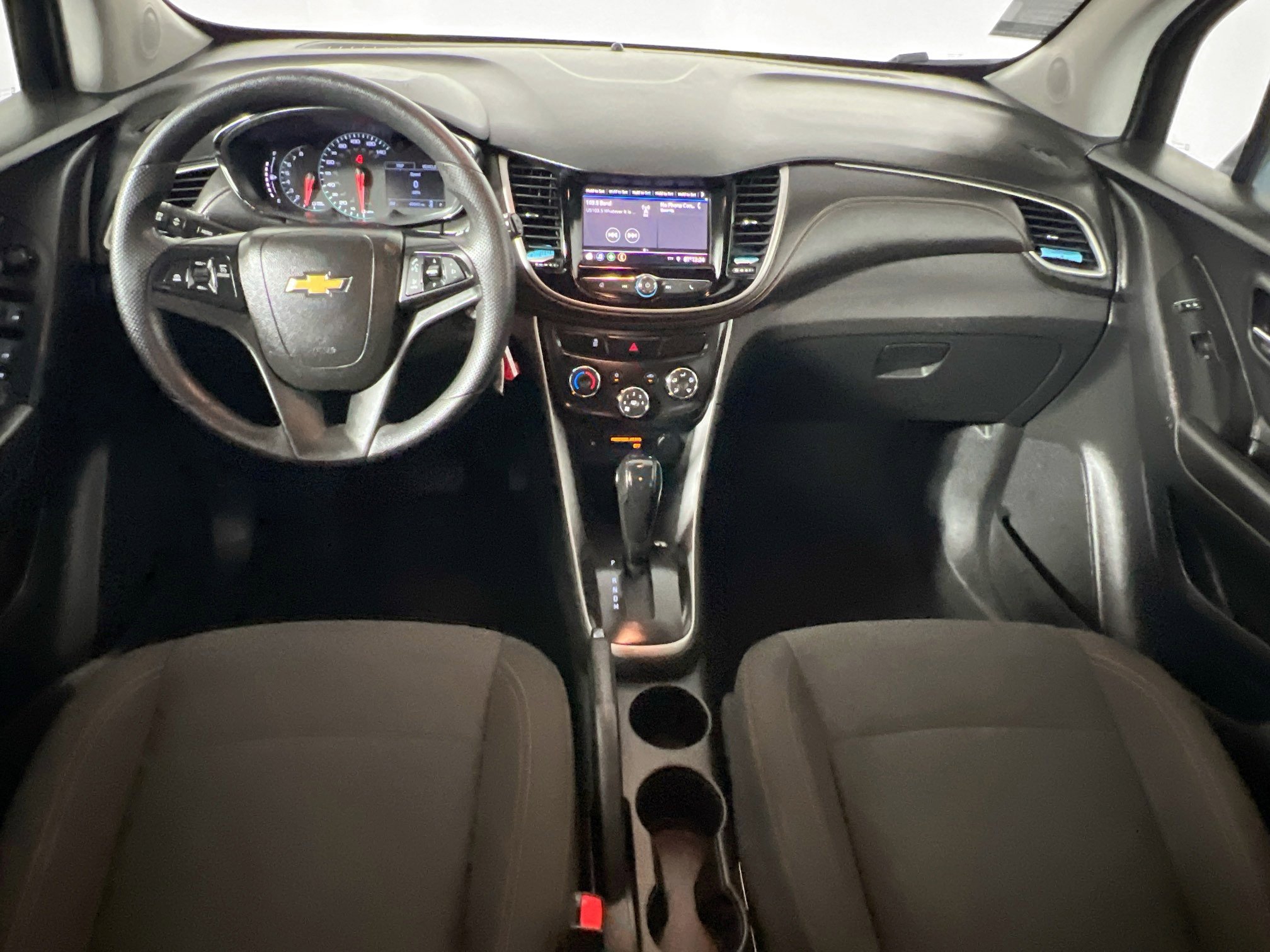 Used 2021 Chevrolet Trax LS w/ Tint and Cruise Package image 29