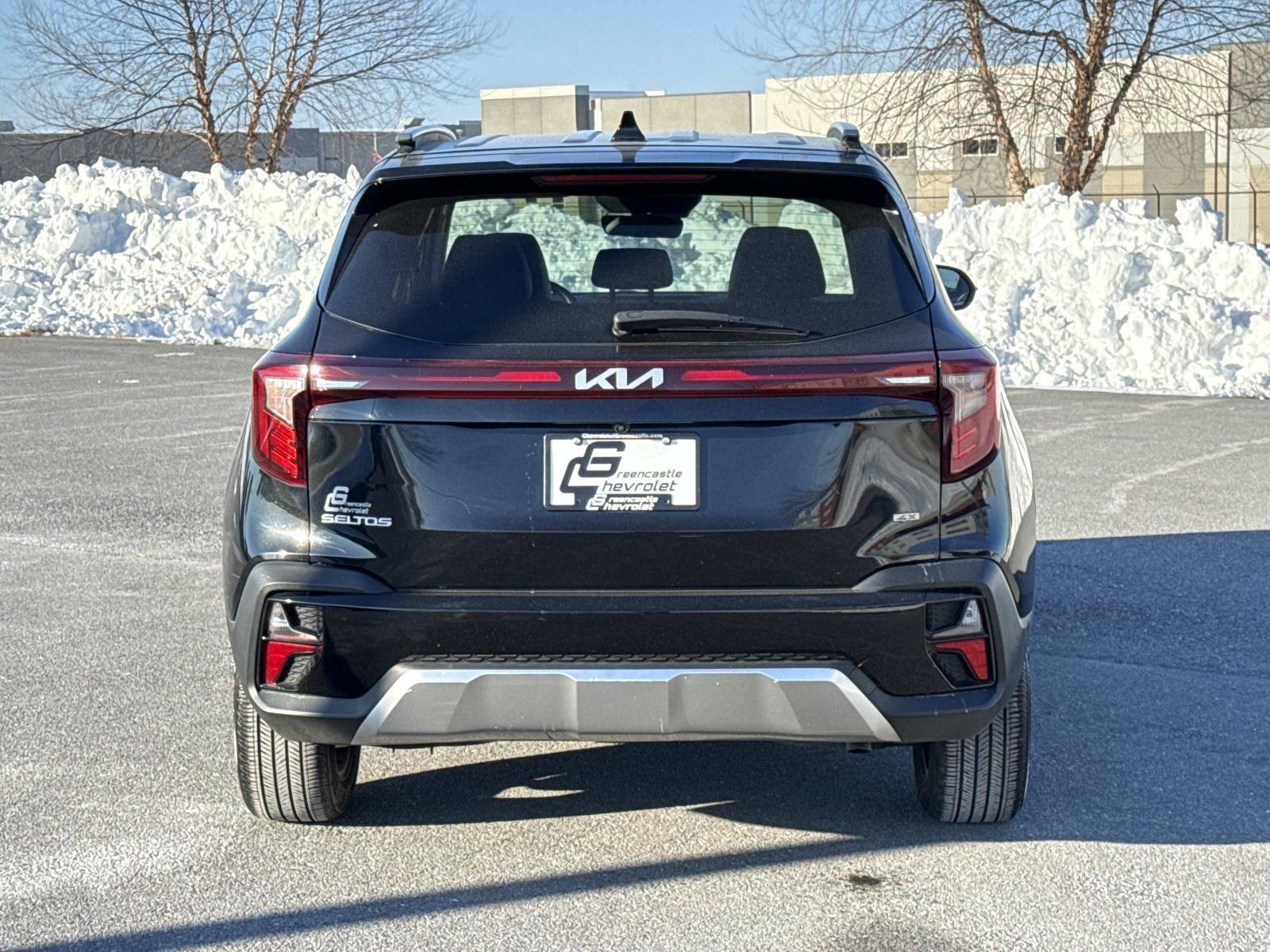 Used 2024 Kia Seltos EX image 25