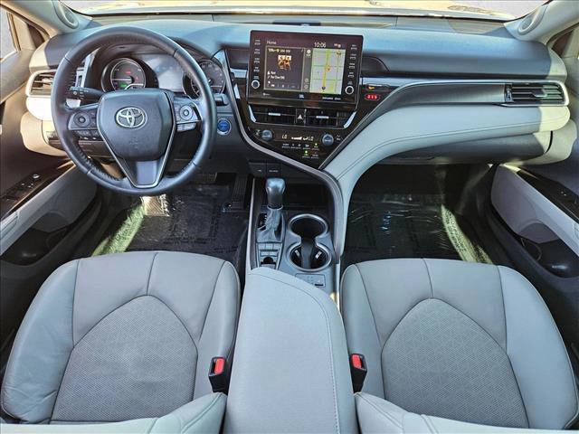 Used 2021 Toyota Camry XSE w/ Navigation Upgrade Package image 16