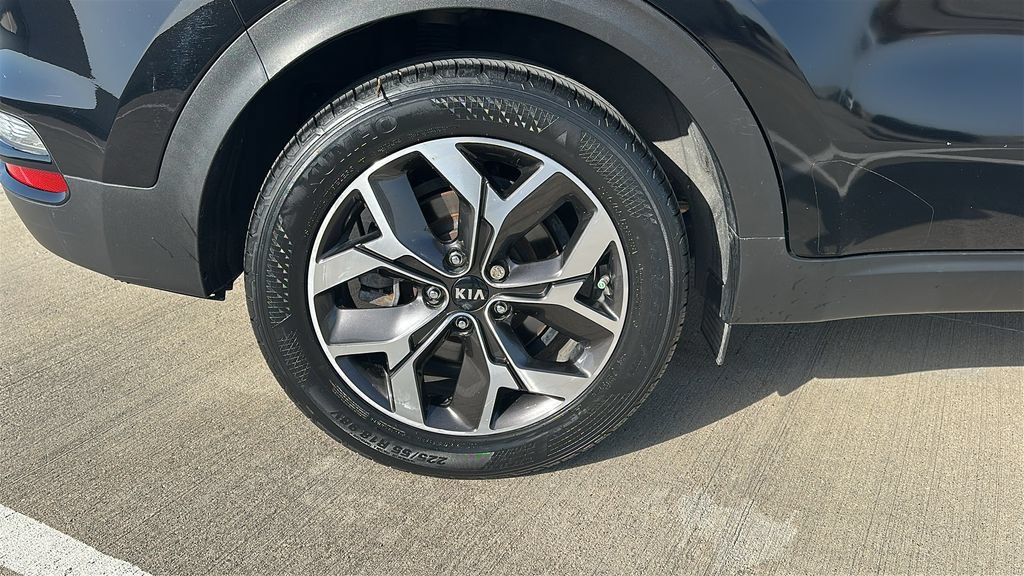 Used 2020 Kia Sportage EX w/ EX Technology Package FWD image 17