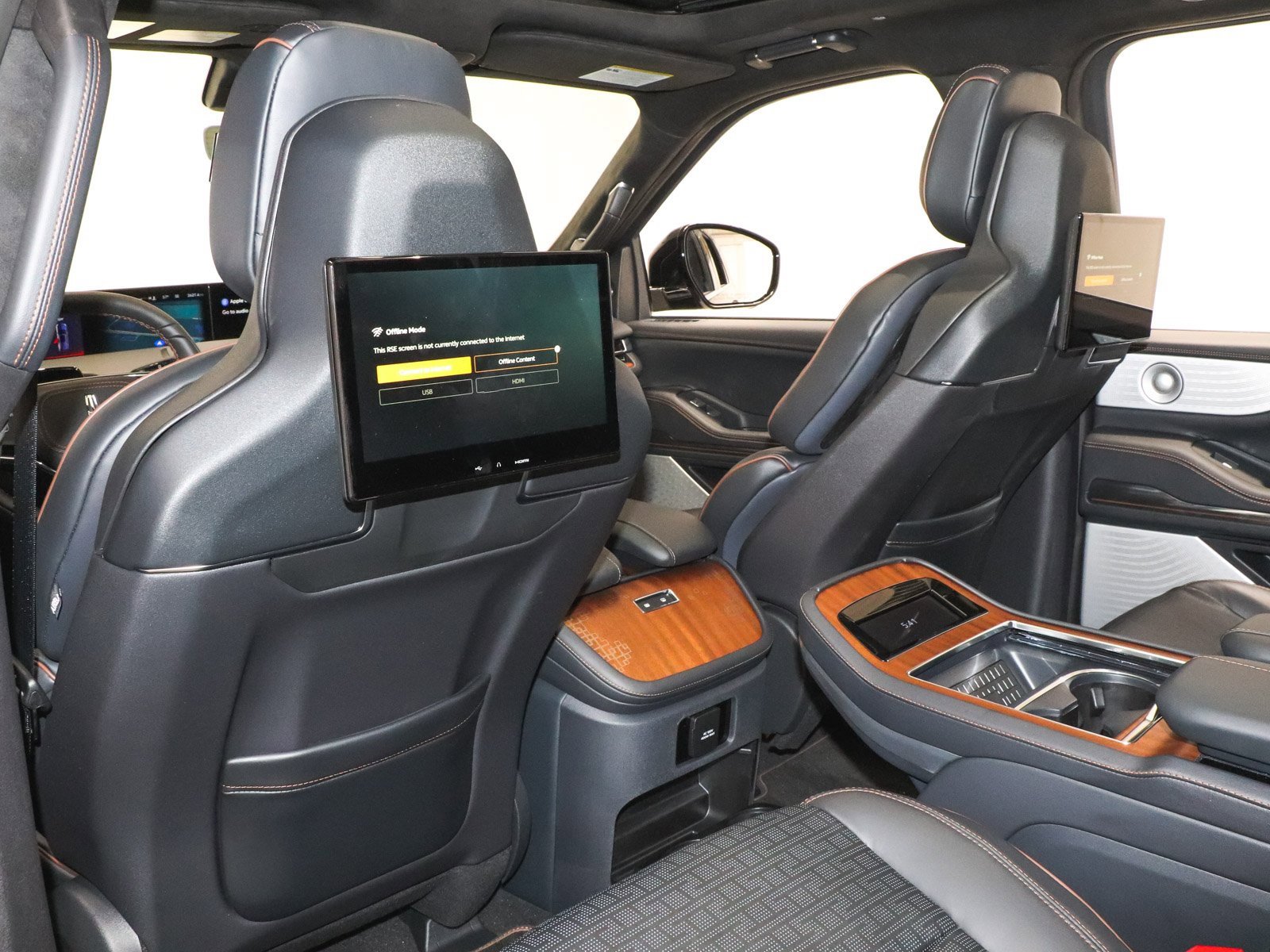 Used 2025 Lincoln Navigator Black Label image 28