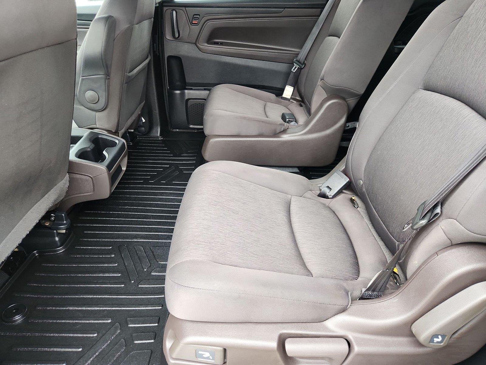 Used 2018 Honda Odyssey LX image 22