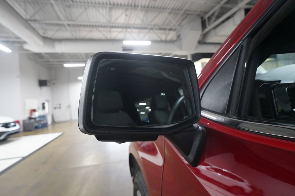 Certified 2023 Chevrolet Silverado 1500 High Country w/ Technology Package AWD/4WD image 23