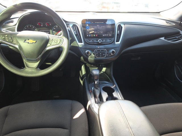 Used 2023 Chevrolet Malibu LT FWD image 11
