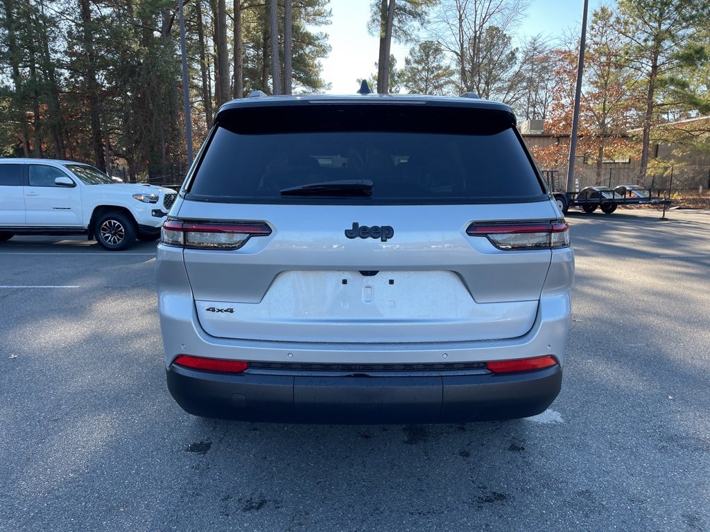 New 2025 Jeep Grand Cherokee L Altitude image 5