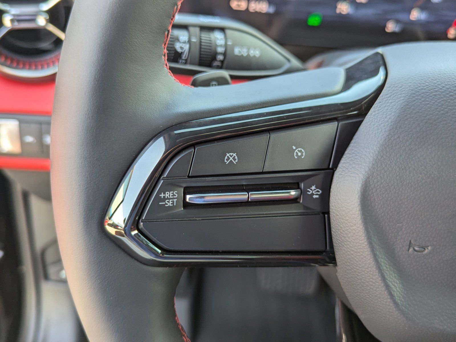 New 2024 Chevrolet Blazer EV RS image 24