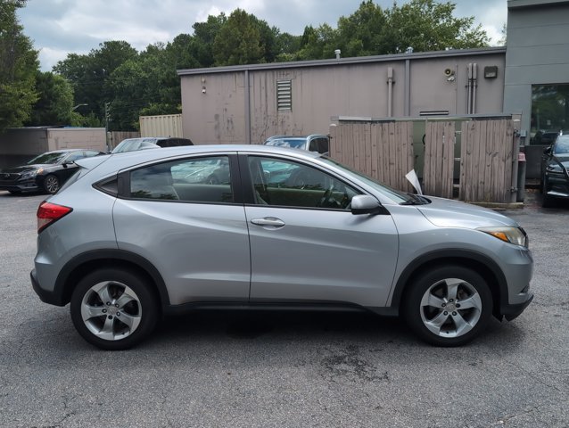 Used 2017 Honda HR-V LX image 4