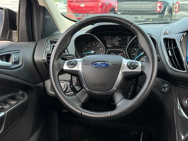 Used 2016 Ford Escape Titanium w/ Equipment Group 301A AWD/4WD image 8