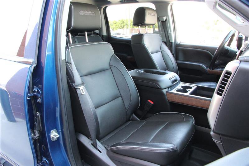 Used 2018 Chevrolet Silverado 2500 High Country AWD/4WD image 12