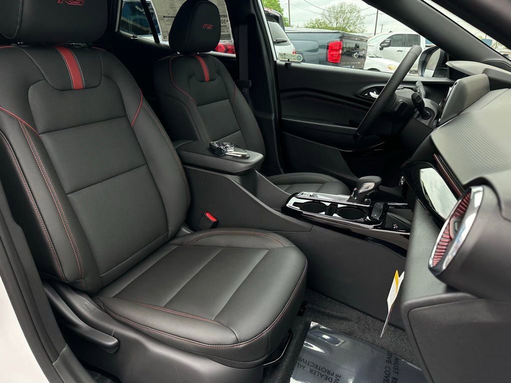 New 2026 Chevrolet Trax RS image 17