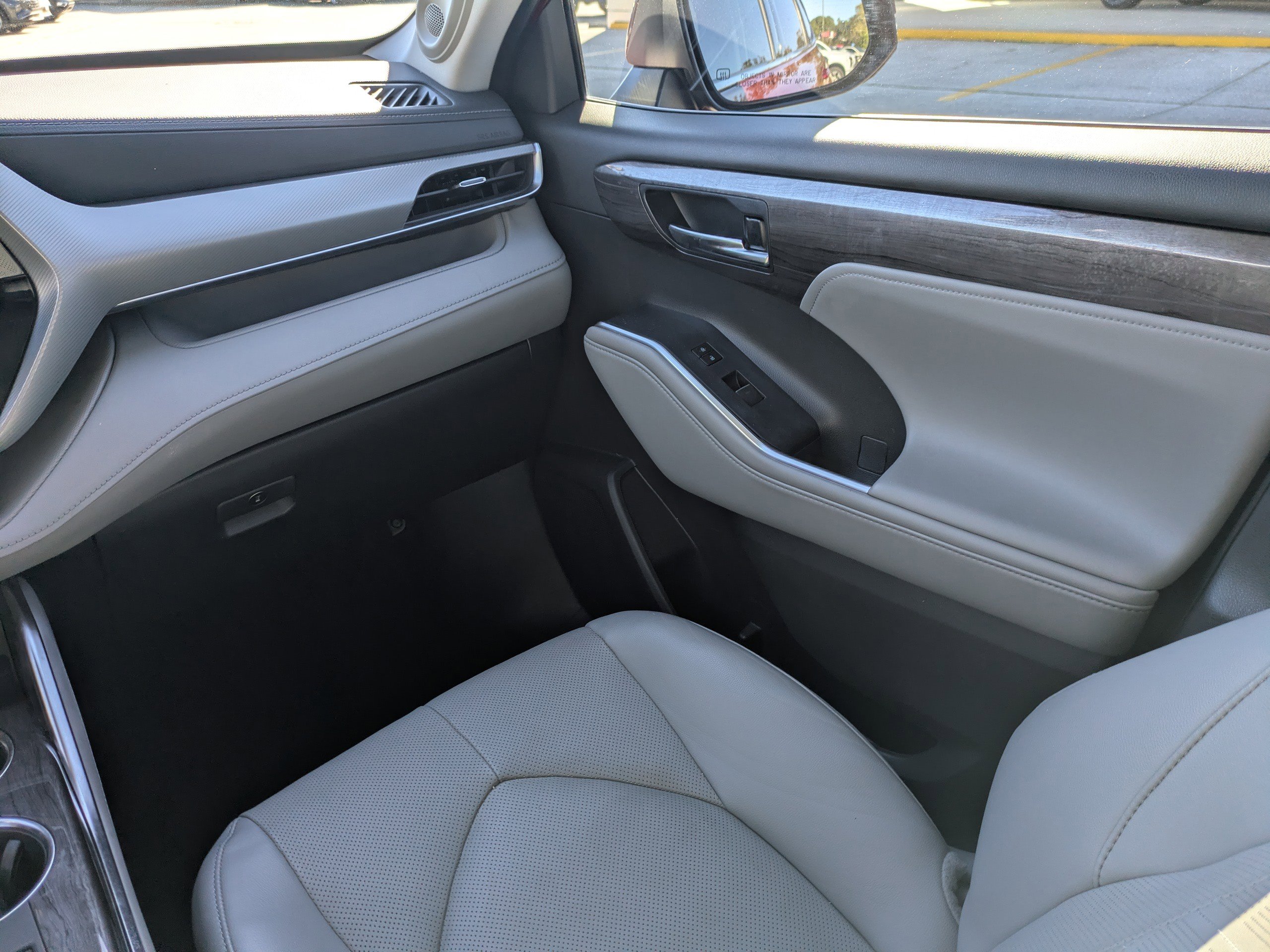 Used 2022 Toyota Highlander Platinum image 20