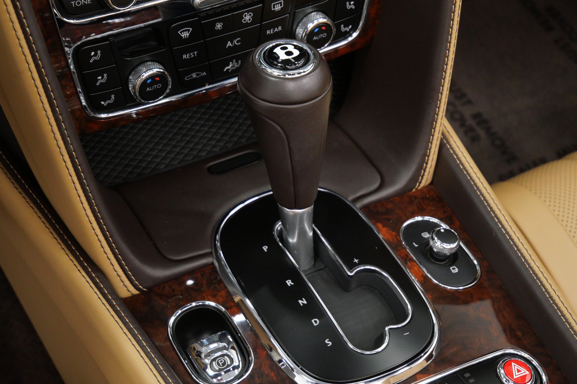 Used 2018 Bentley Continental GT AWD/4WD image 27