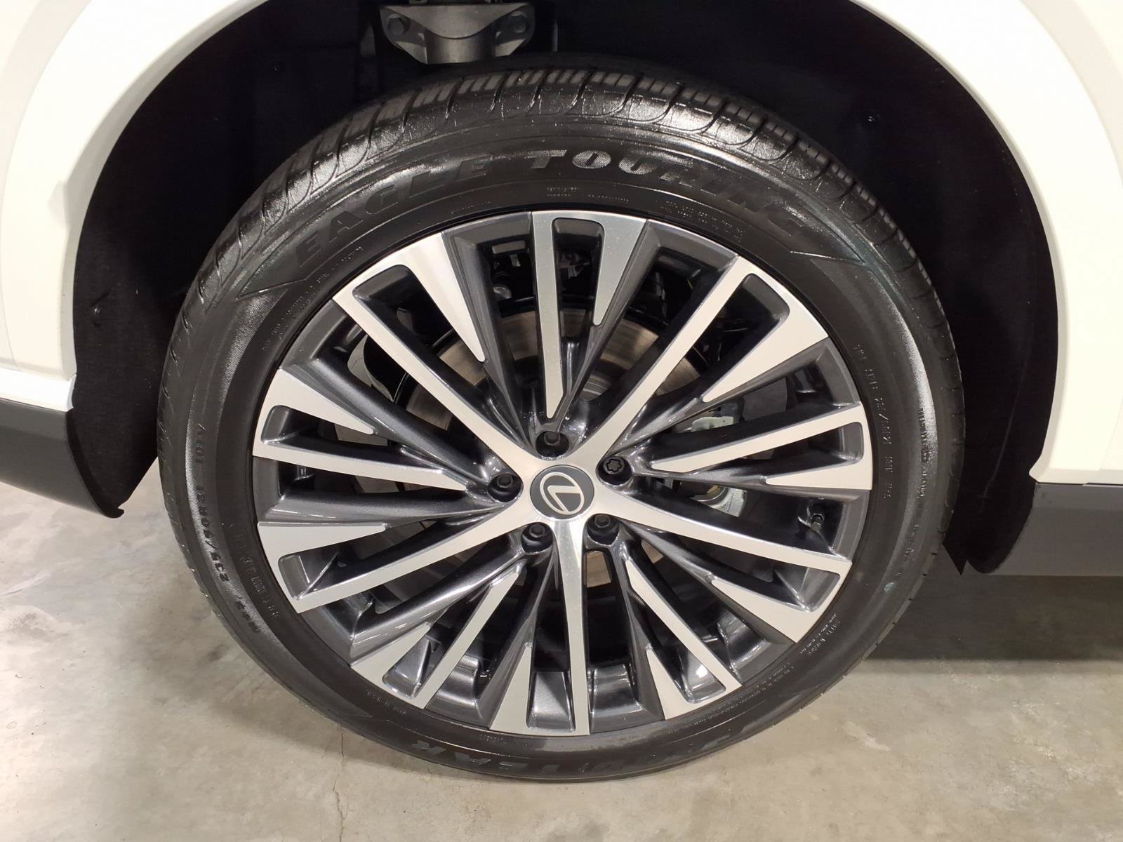 New 2026 Lexus RX 350 w/ Convenience Package AWD/4WD image 13
