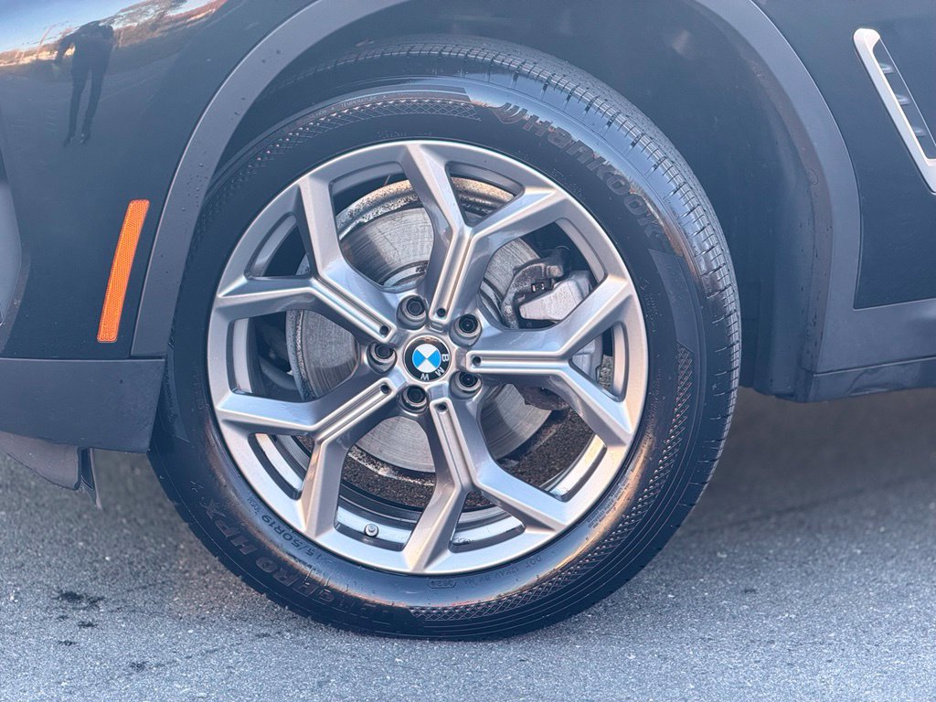 Certified 2024 BMW X3 xDrive30i w/ Premium Package w/ZPA AWD/4WD image 2