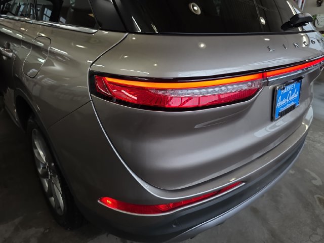 Used 2020 Lincoln Corsair AWD w/ Premium Package image 34