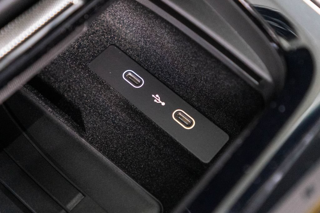 New 2026 Porsche Cayenne Coupe AWD/4WD image 27