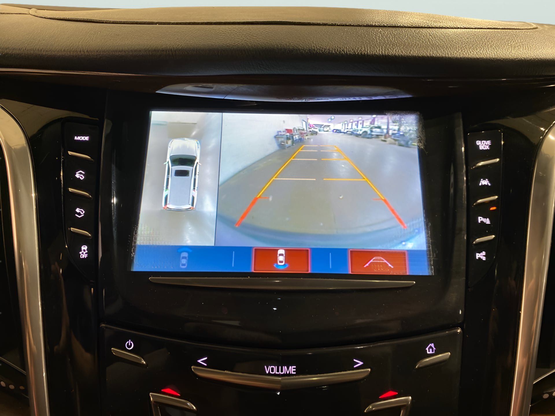 Used 2020 Cadillac Escalade Luxury RWD image 33