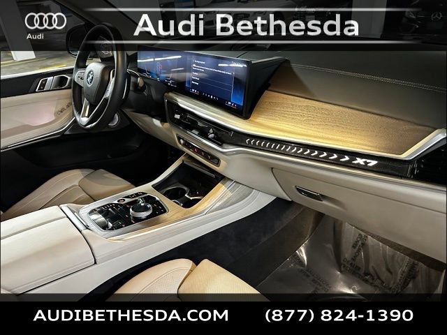 Used 2024 BMW X7 xDrive40i w/ Executive Package AWD/4WD image 11