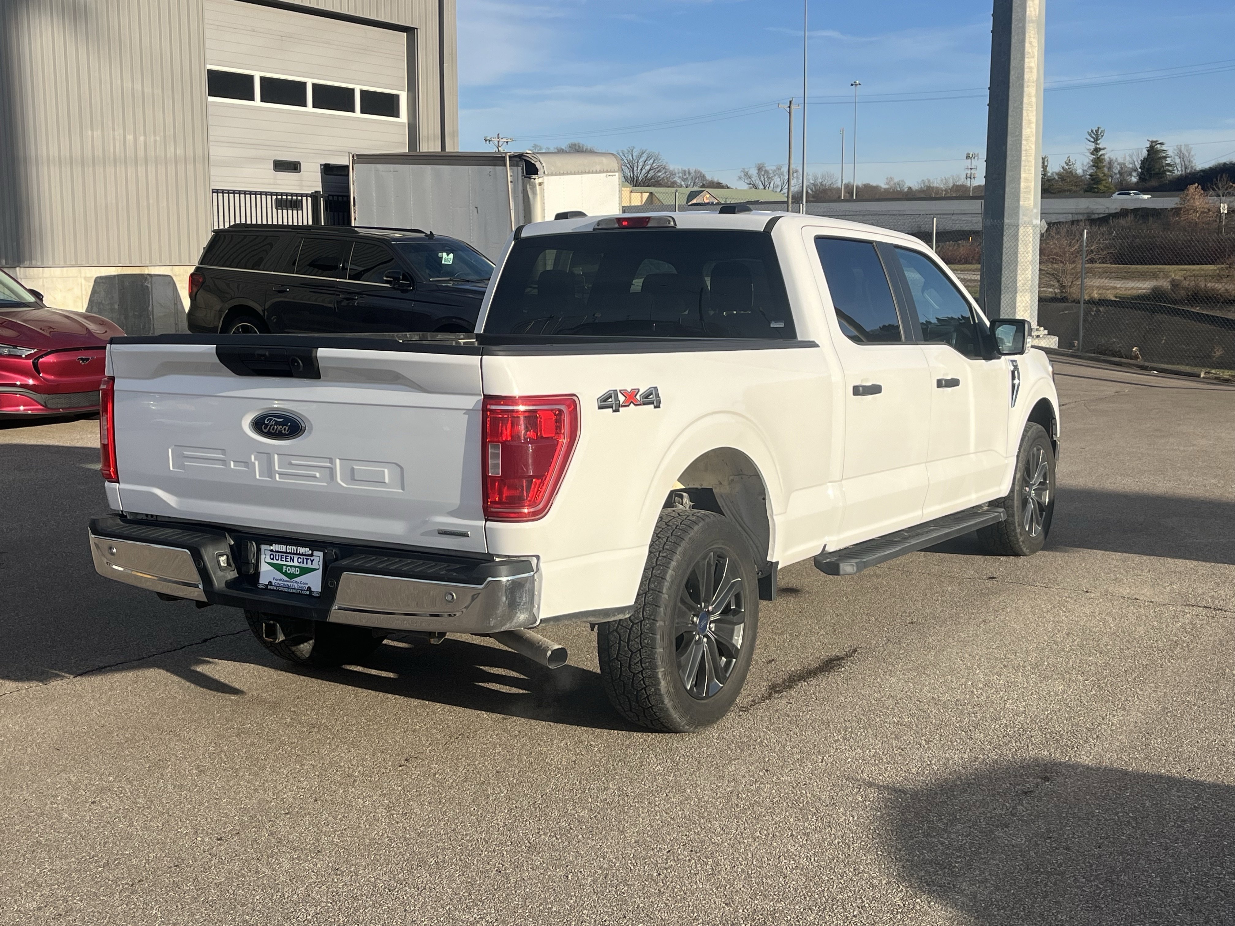 Used 2023 Ford F150 XLT w/ Trailer Tow Package image 7