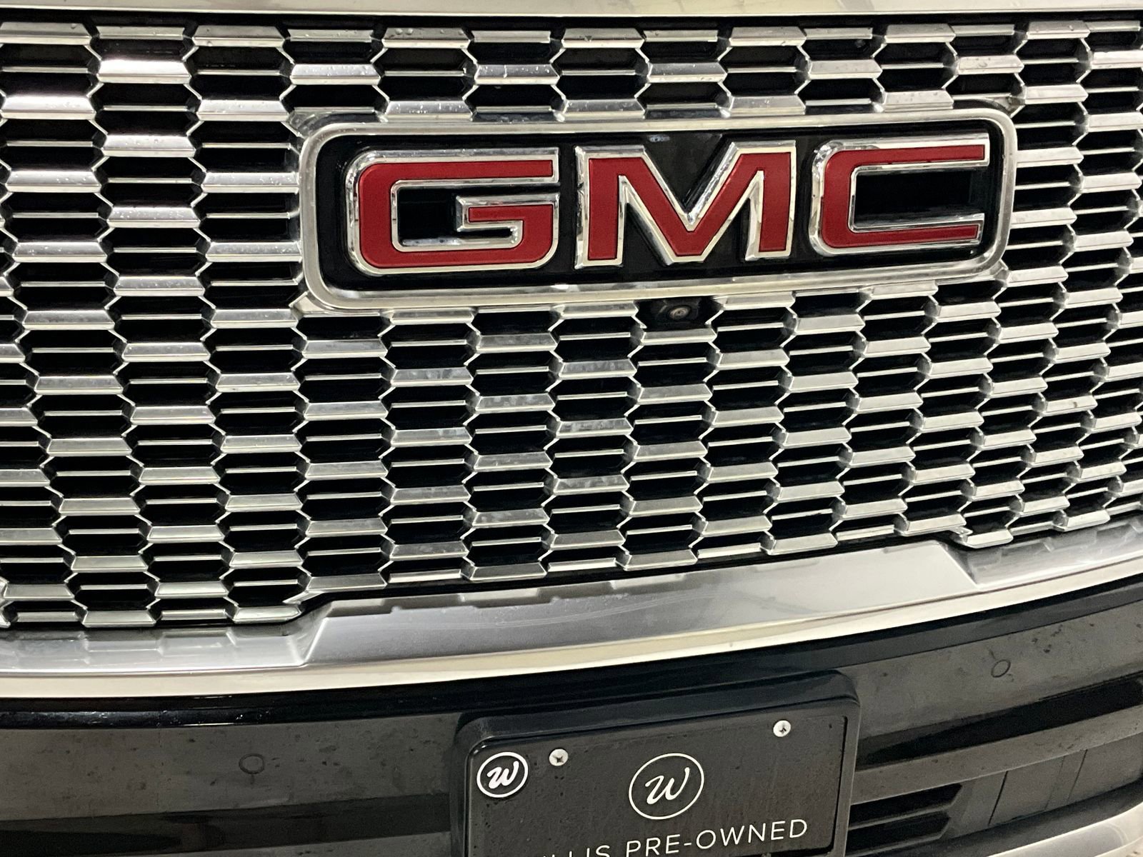 Used 2024 GMC Yukon XL Denali w/ Advanced Technology Package AWD/4WD image 30