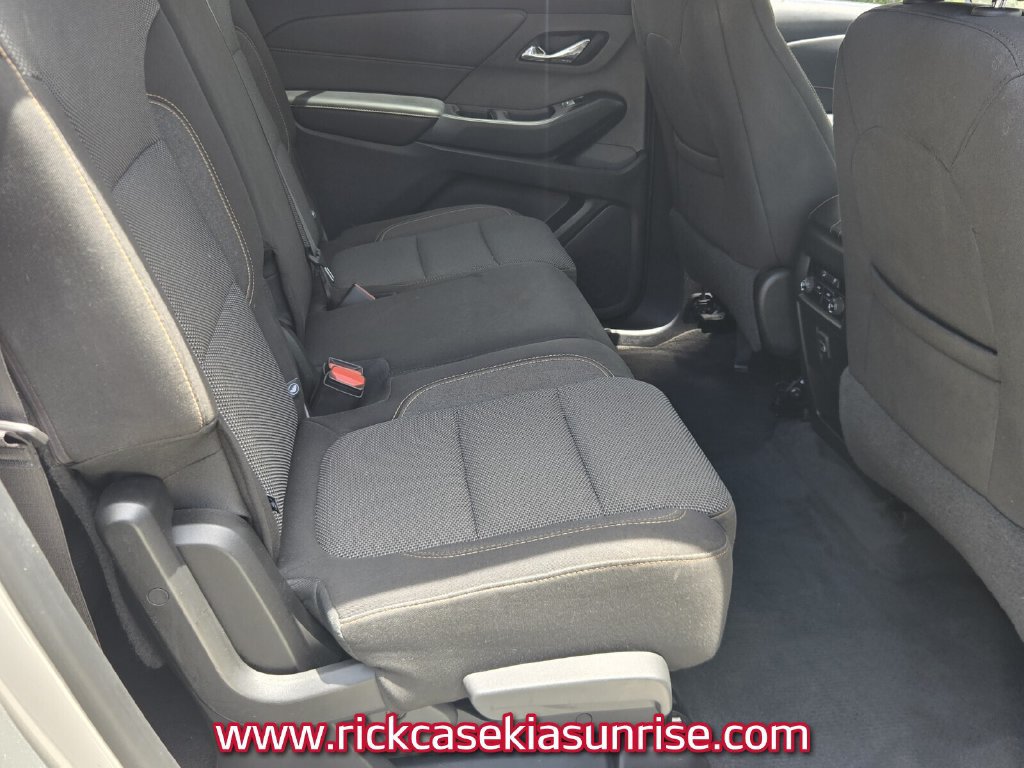 Used 2019 Chevrolet Traverse LS FWD image 16