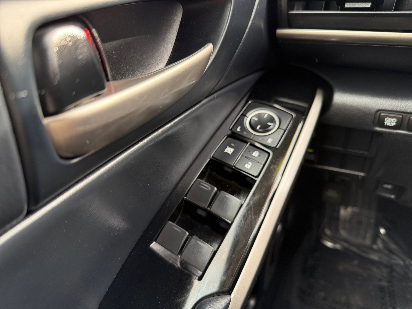 Used 2018 Lexus IS 300 w/ Accessory Package 2 image 20