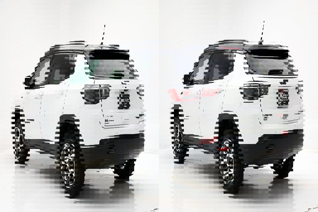 Used 2022 Jeep Compass Trailhawk w/ Sun and Sound Group image 6