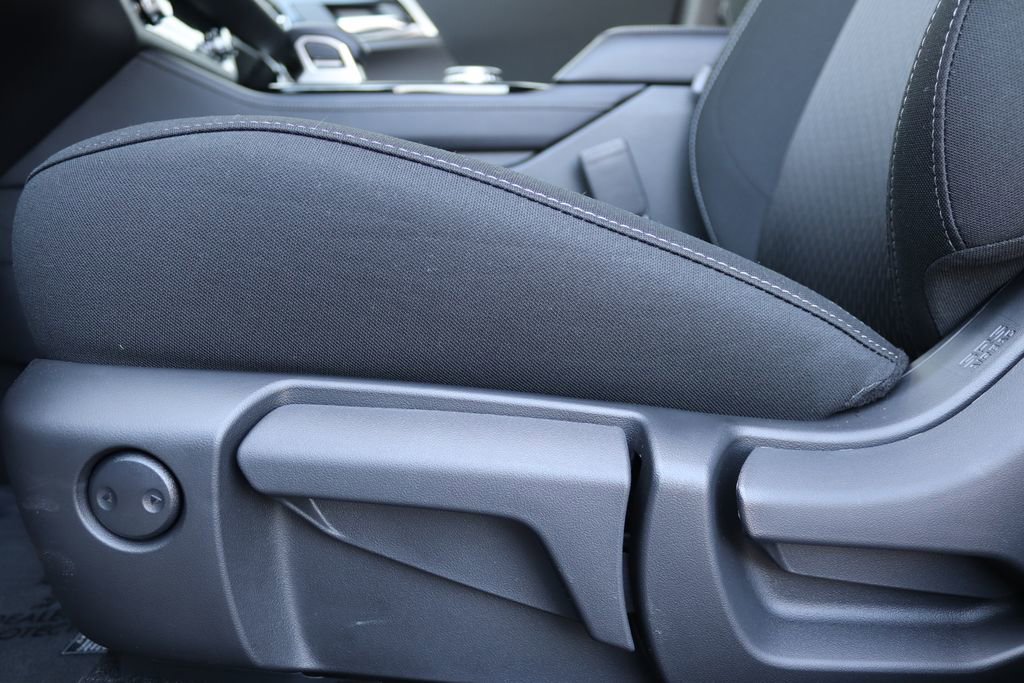 New 2026 Mitsubishi Outlander ES image 14