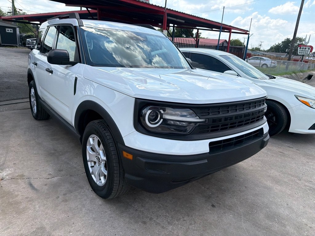 Used 2023 Ford Bronco Sport AWD/4WD image 4