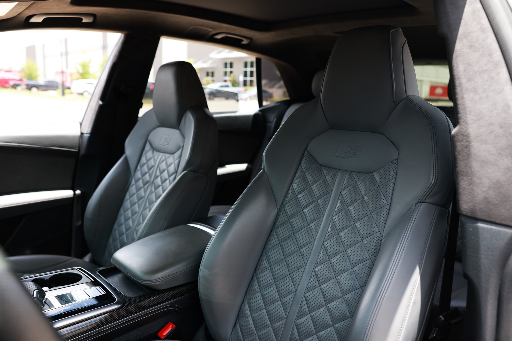 Used 2021 Audi SQ8 Prestige AWD/4WD image 10