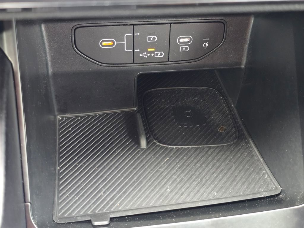 Used 2024 Kia Sorento S w/ Panoramic Sunroof Package image 18