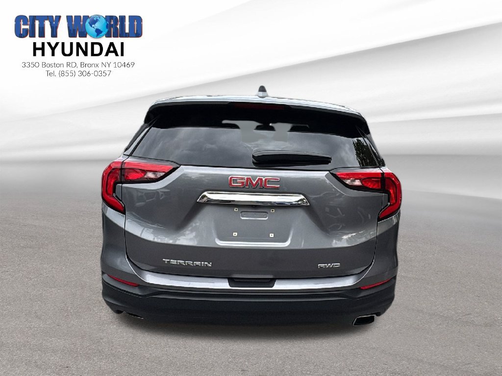 Used 2018 GMC Terrain SLE AWD/4WD image 4
