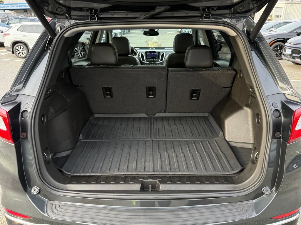 Used 2021 Chevrolet Equinox Premier image 21