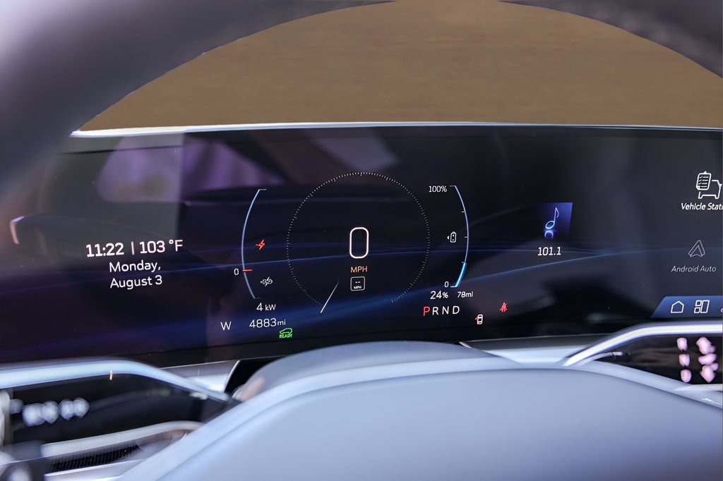 Certified 2025 Cadillac Lyriq Sport AWD/4WD image 10