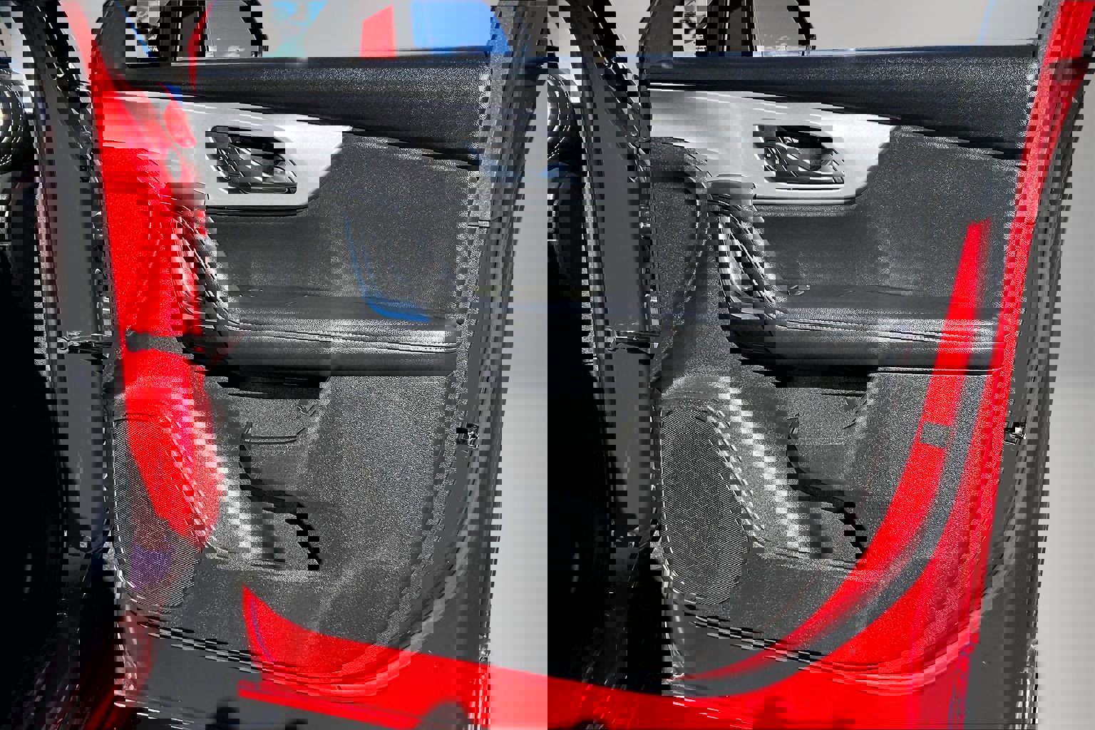 Used 2023 Chevrolet Blazer LT image 28